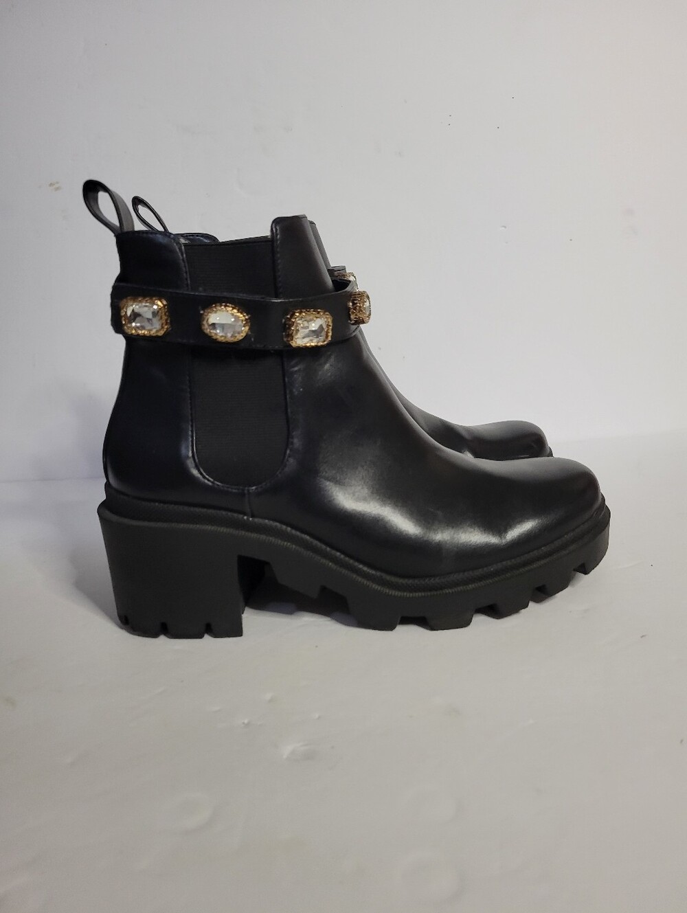 Steve Madden Black Faux Leather Chelsea Ankle Boots Rhinestone Pull- On U.S. 7.5
